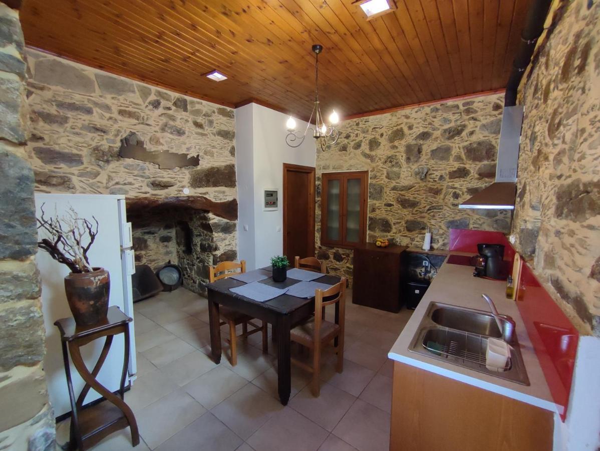 דירות Kefálion Grandma Agatha & Virginia'S Stonehouse מראה חיצוני תמונה